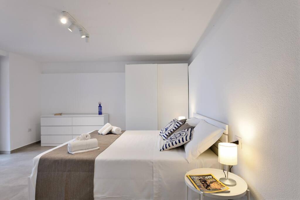 Amazing View - Exclusive Apartment Portu Frailis Àrbatax Buitenkant foto