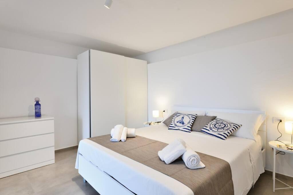 Amazing View - Exclusive Apartment Portu Frailis Àrbatax Buitenkant foto